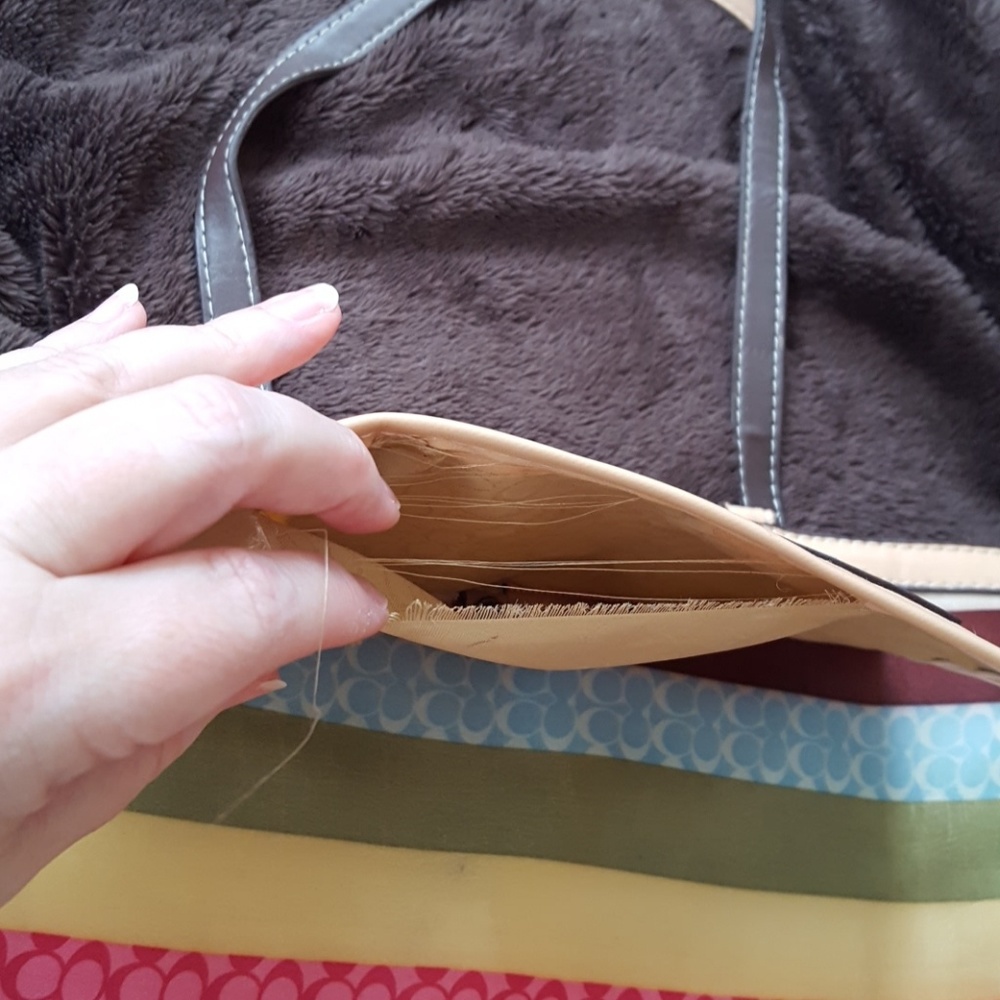 Coach Purse - Picture 7 of 8